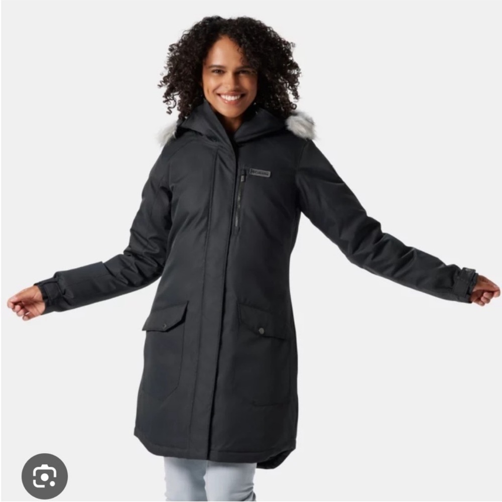 NWT 🖤 Black Parka Coat Insulated Suttle Mountain Columbia❄️